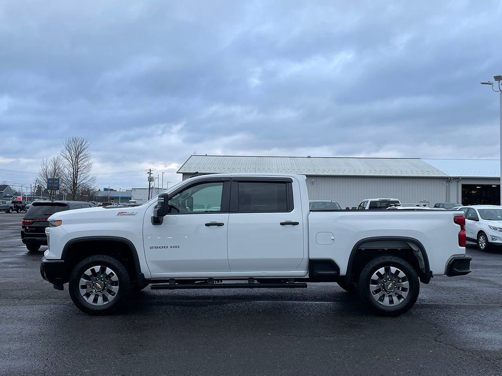 Used 2025 Chevrolet Silverado 2500 Custom w/ Custom Value Package image 14