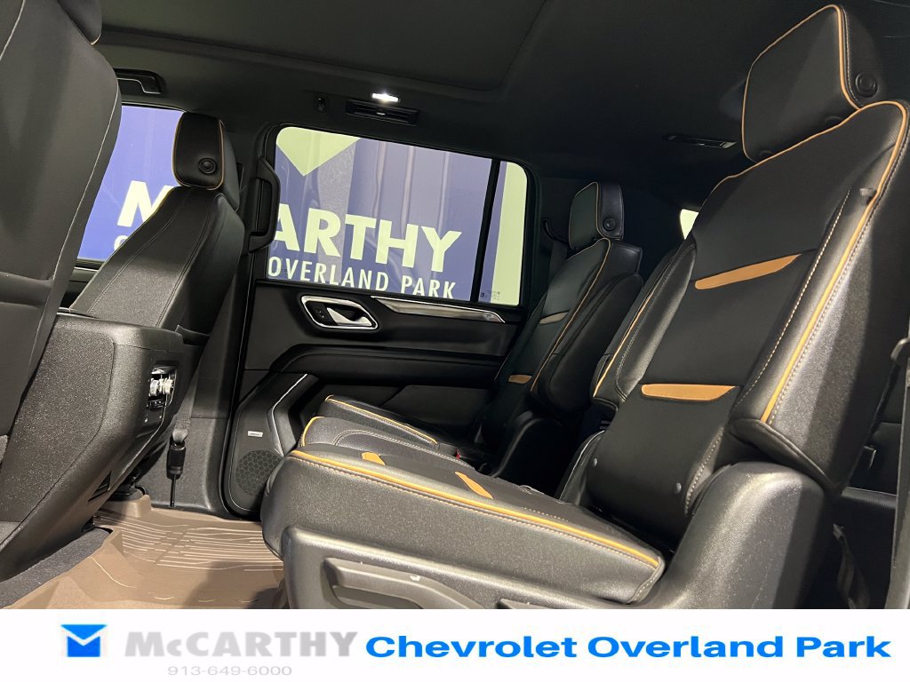 Used 2022 GMC Yukon XL AT4 AWD/4WD image 29