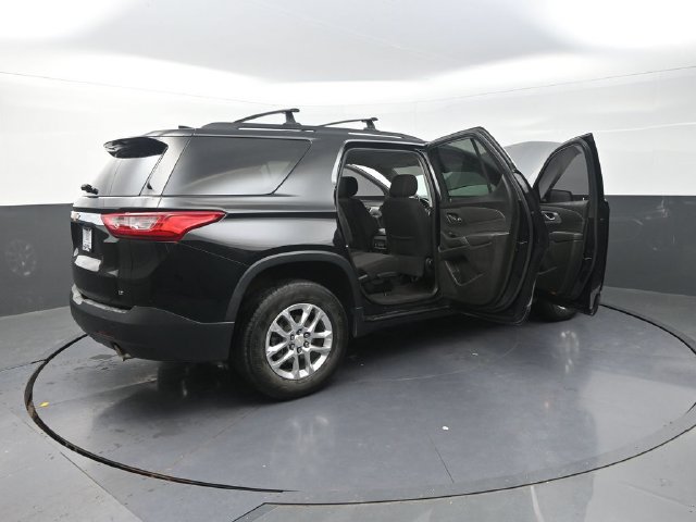 Used 2021 Chevrolet Traverse LT FWD image 38