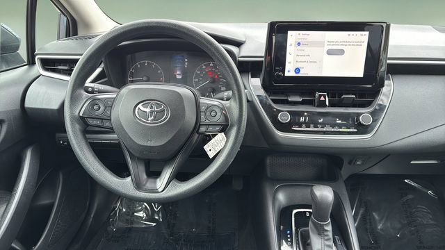 Used 2023 Toyota Corolla LE image 9