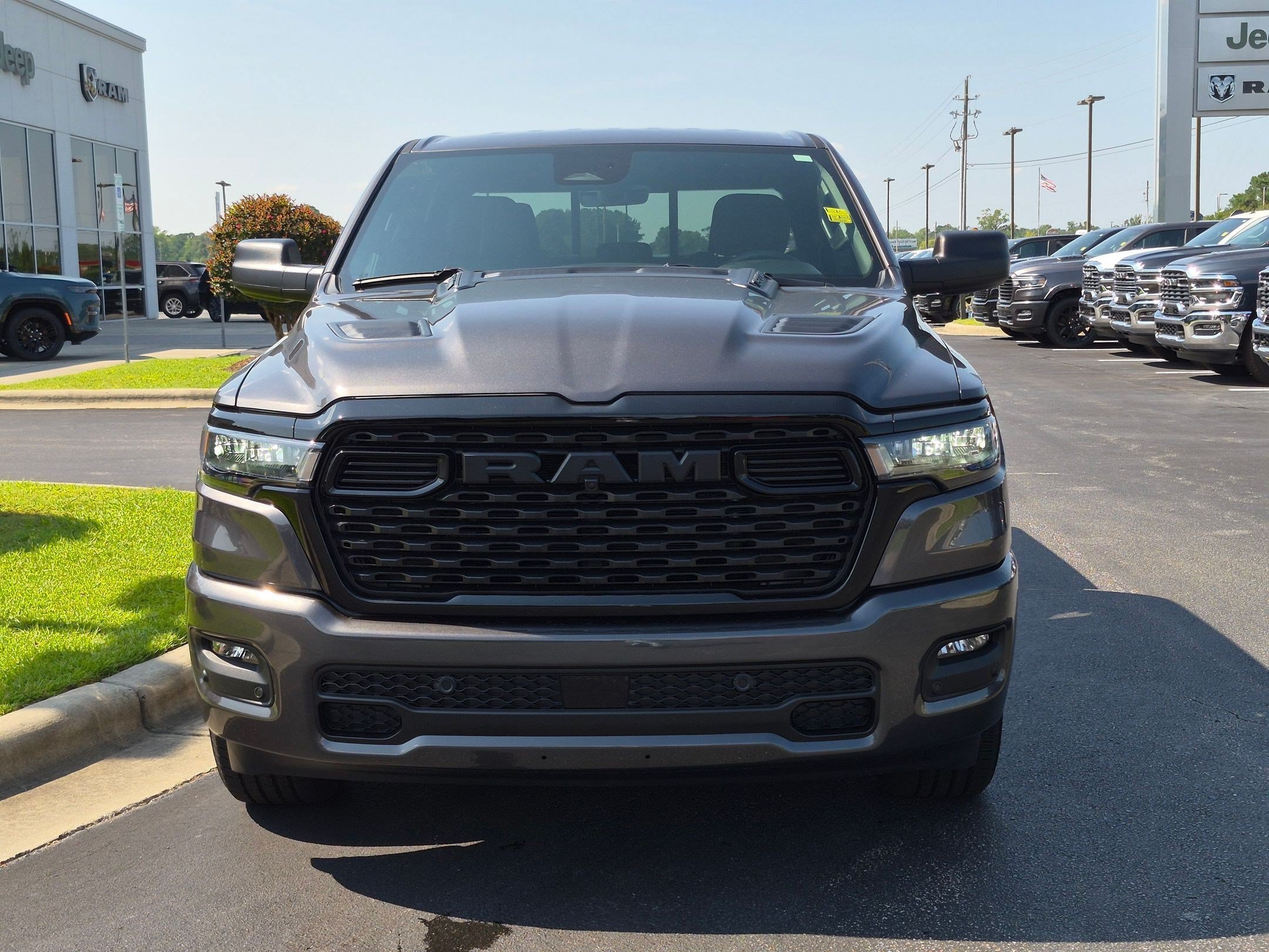 New 2026 RAM 1500 Express AWD/4WD image 2