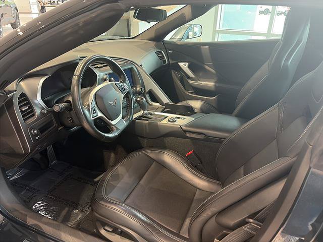 Used 2019 Chevrolet Corvette Stingray Coupe w/ 1LT RWD image 10