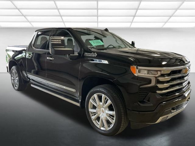 Used 2024 Chevrolet Silverado 1500 High Country w/ High Country Premium Package image 4