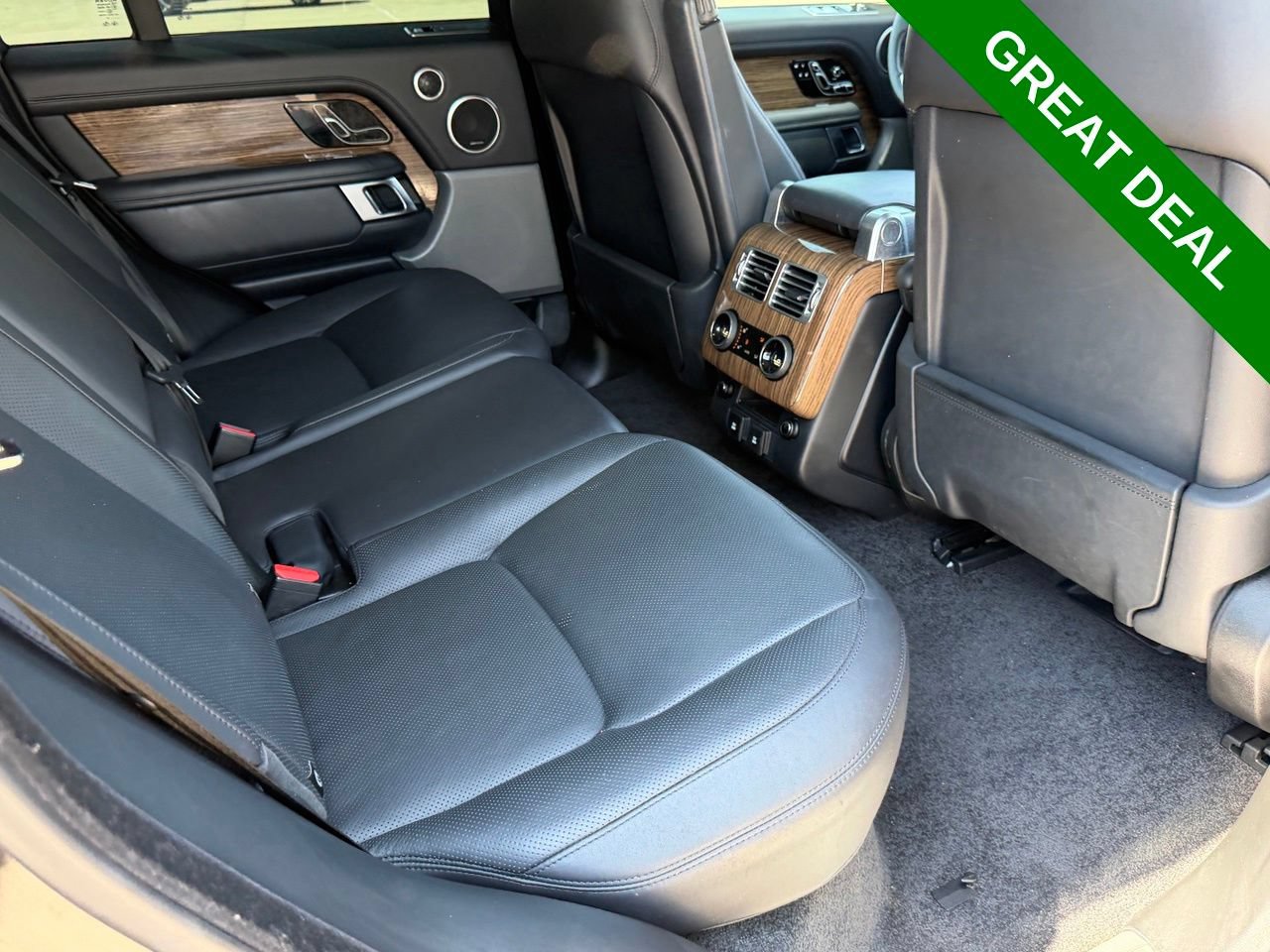 Used 2019 Land Rover Range Rover Supercharged AWD/4WD image 34