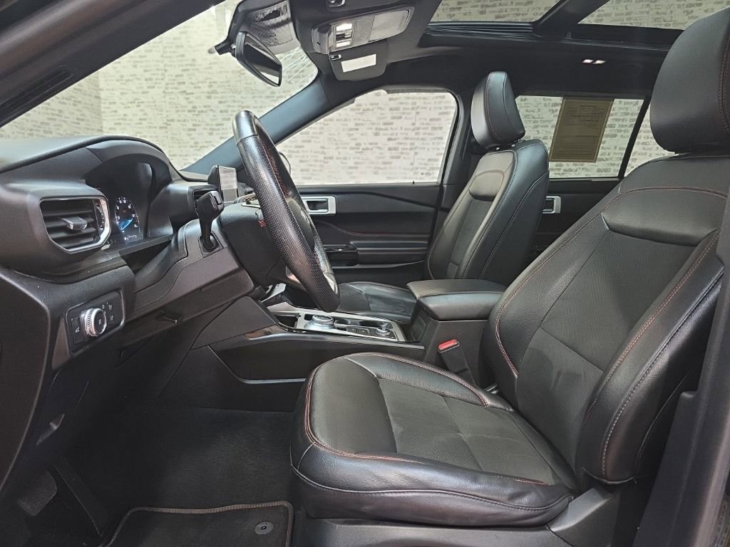 Used 2022 Ford Explorer ST-Line w/ Class IV Trailer Tow Package image 26