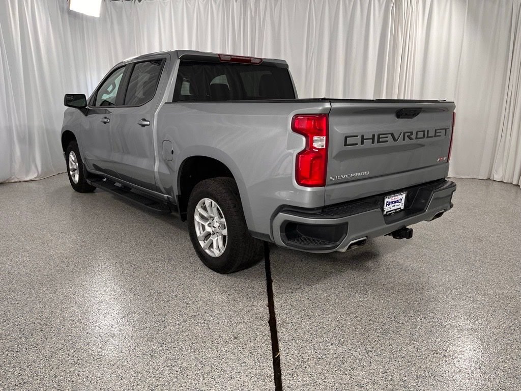 Used 2024 Chevrolet Silverado 1500 RST AWD/4WD image 3