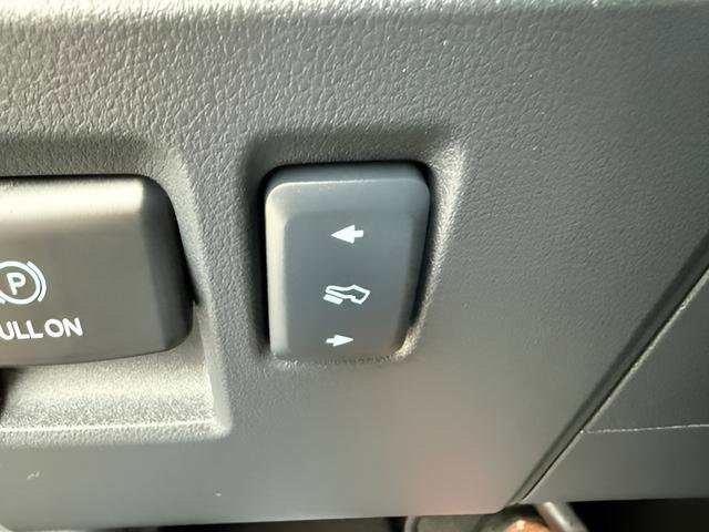 Used 2024 Ford F150 Lariat AWD/4WD image 25