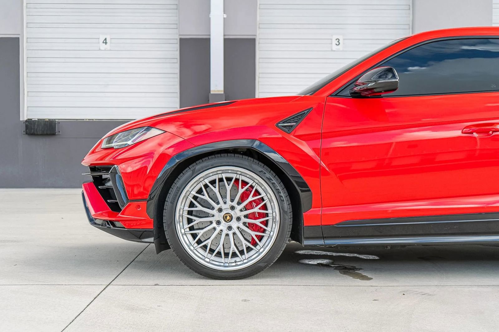 Used 2023 Lamborghini Urus S AWD/4WD image 4