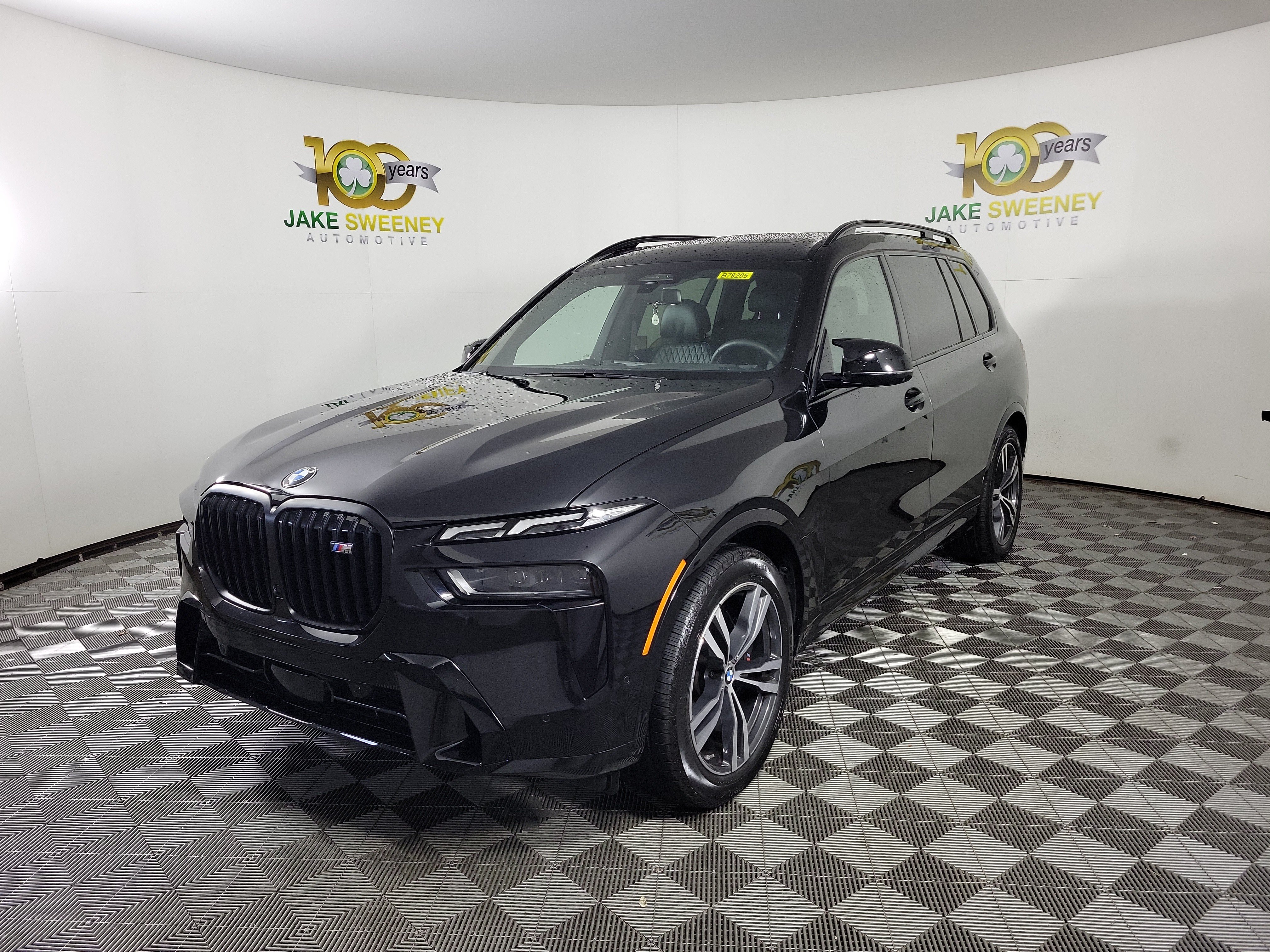 Certified 2025 BMW X7 M60i AWD/4WD image 3