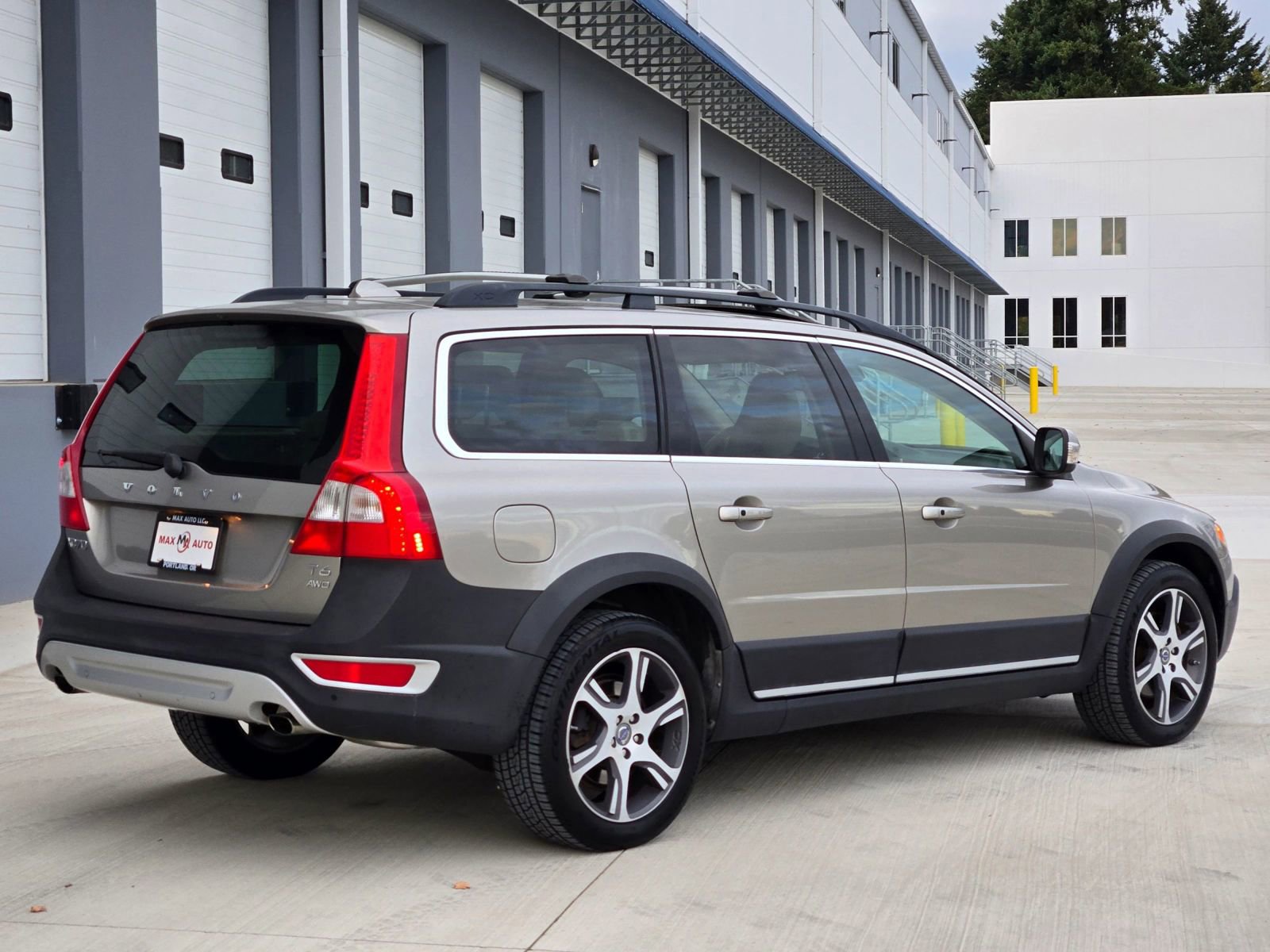 Used 2013 Volvo XC70 T6 image 8
