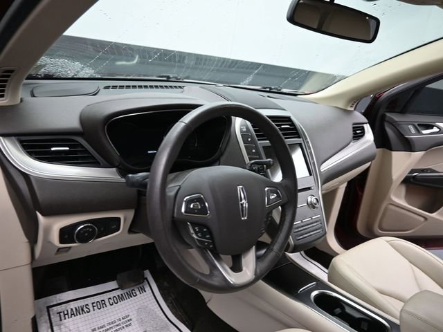 Used 2017 Lincoln MKC Premiere image 16