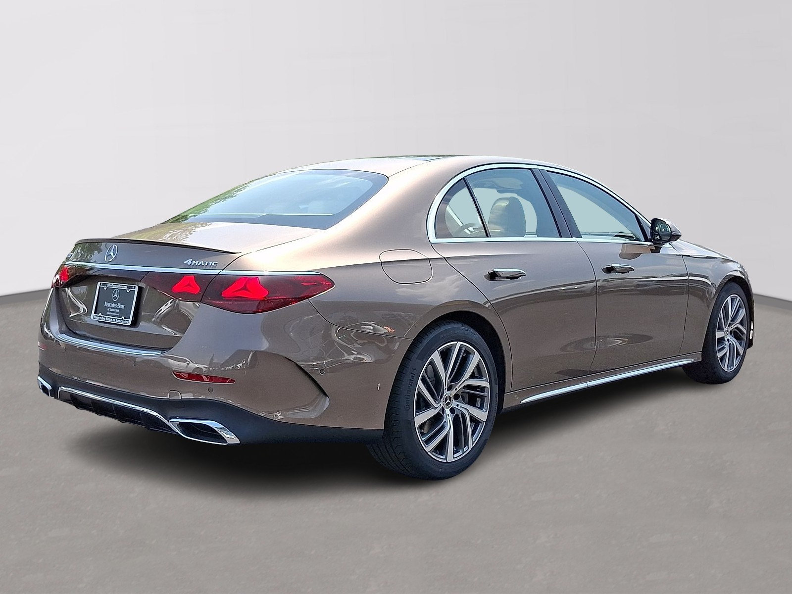 New 2026 Mercedes-Benz E 350 4MATIC Sedan image 4