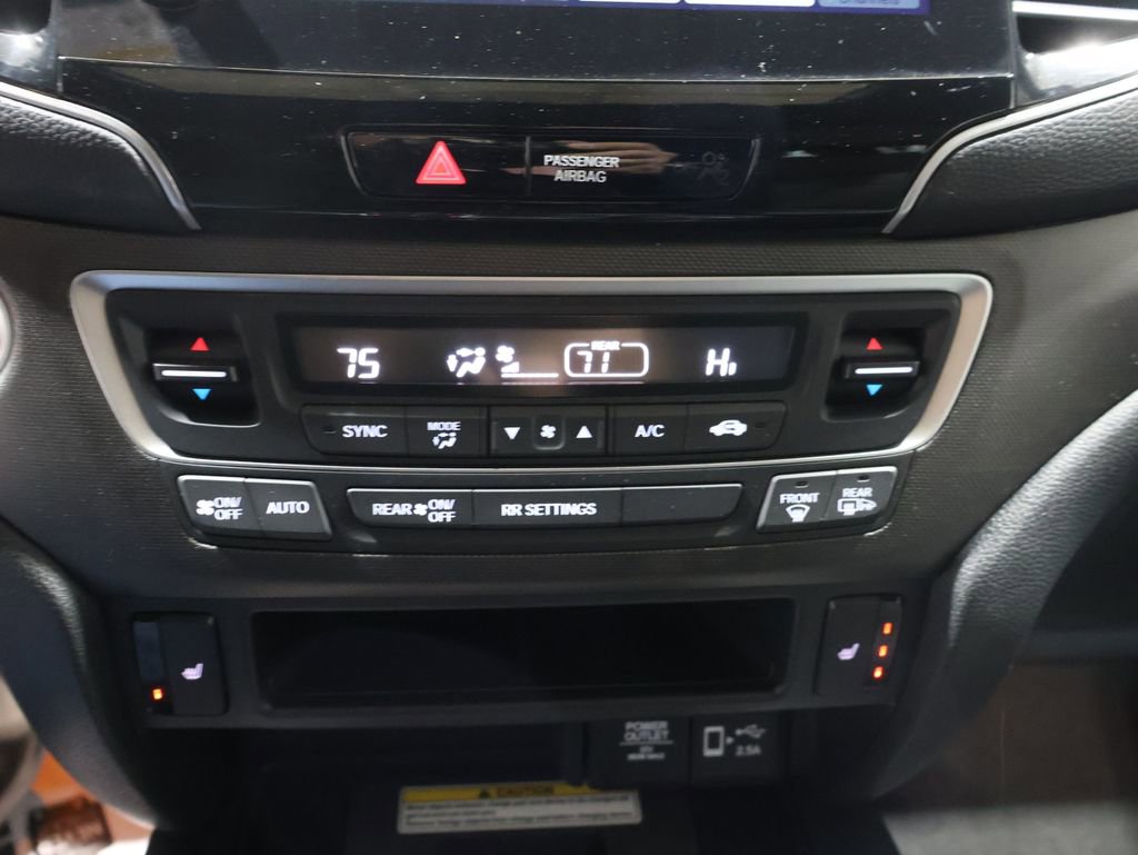 Used 2023 Honda Passport TrailSport image 28