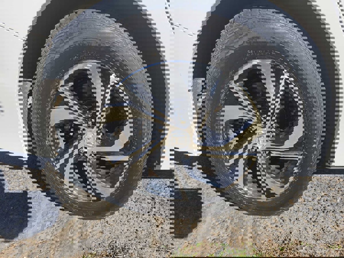 Used 2017 Honda Accord LX image 38