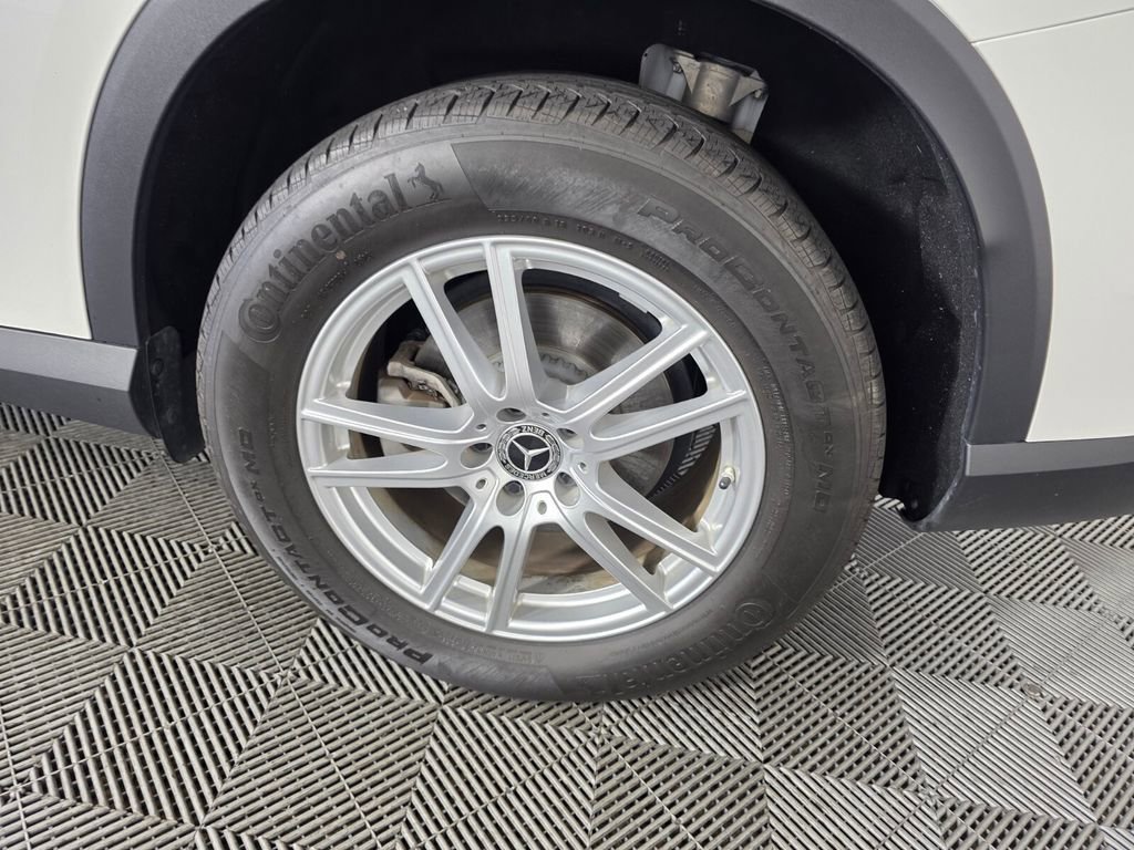 Used 2023 Mercedes-Benz GLC 300 4MATIC image 17