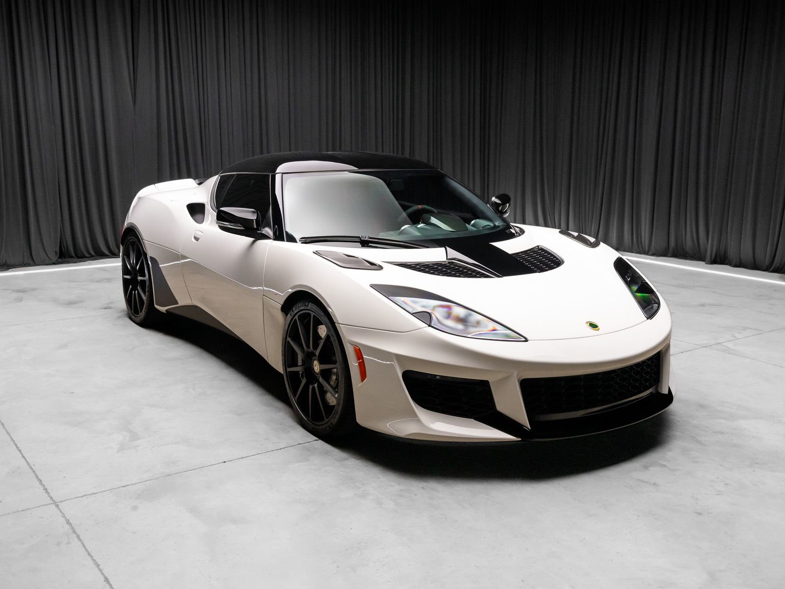 Used 2021 Lotus Evora RWD image 2