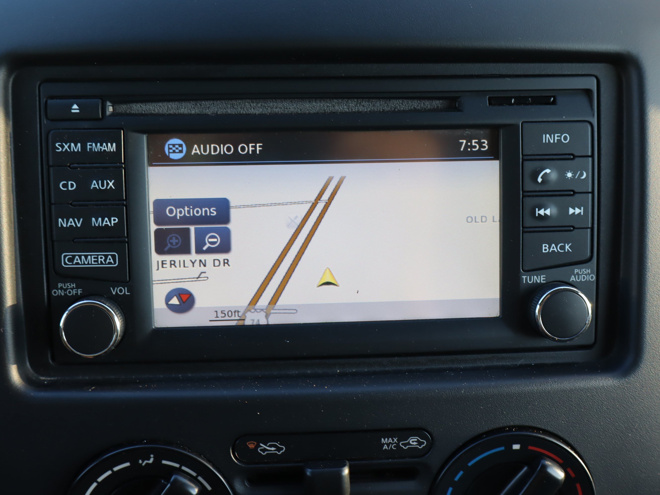 Used 2015 Chevrolet City Express LT w/ Technology Package FWD image 25