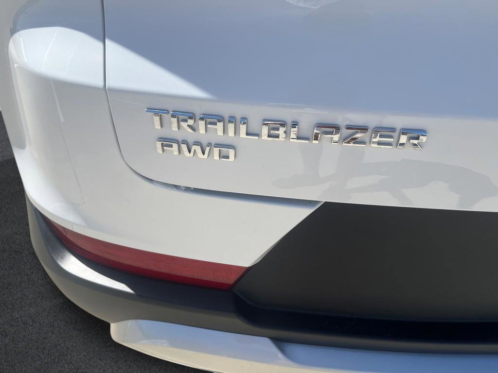 Used 2026 Chevrolet TrailBlazer LT image 13