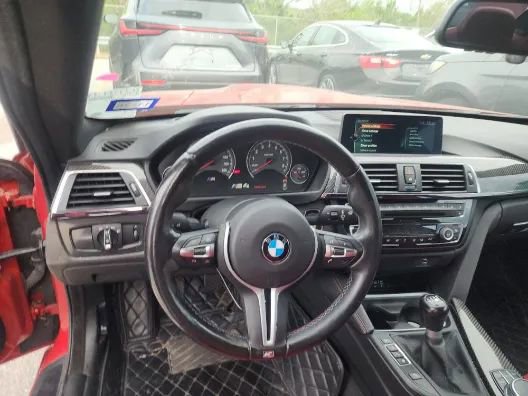 Used 2017 BMW M4 Coupe RWD image 12
