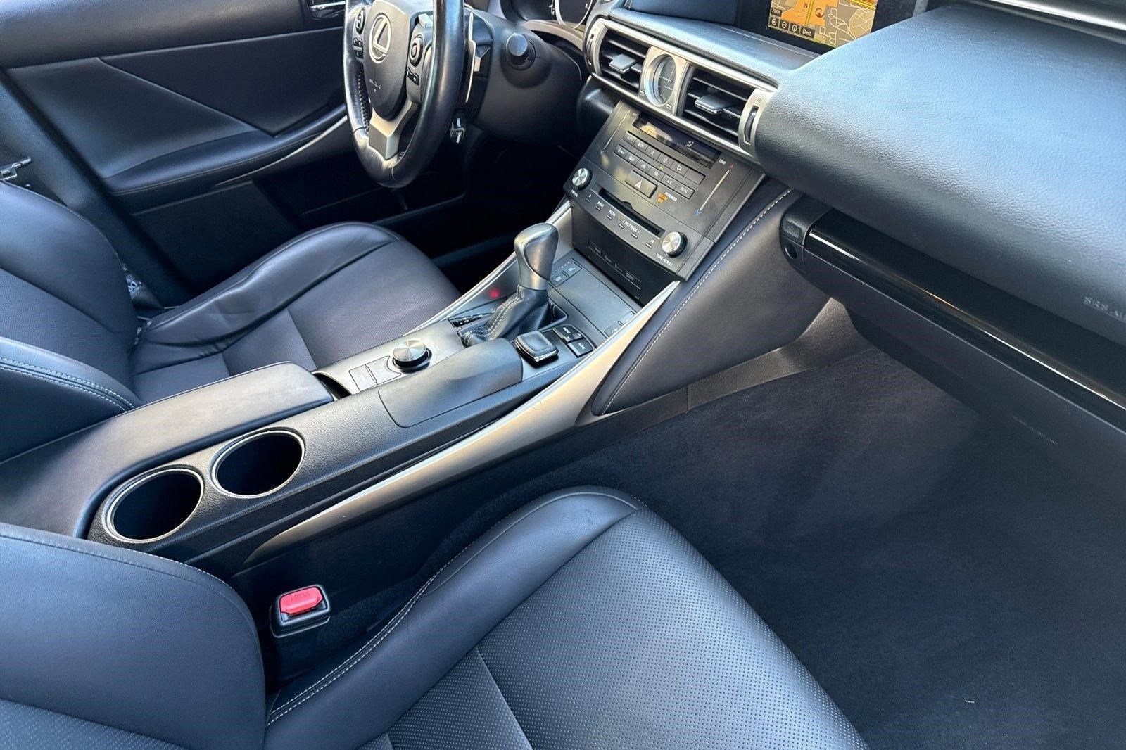 Used 2015 Lexus IS 250 AWD w/ Navigation System Package image 31