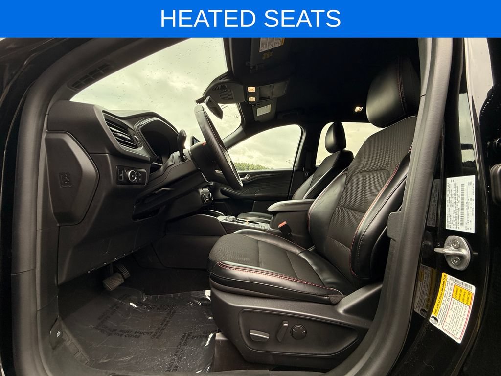 Used 2025 Ford Escape ST-Line Select AWD/4WD image 2