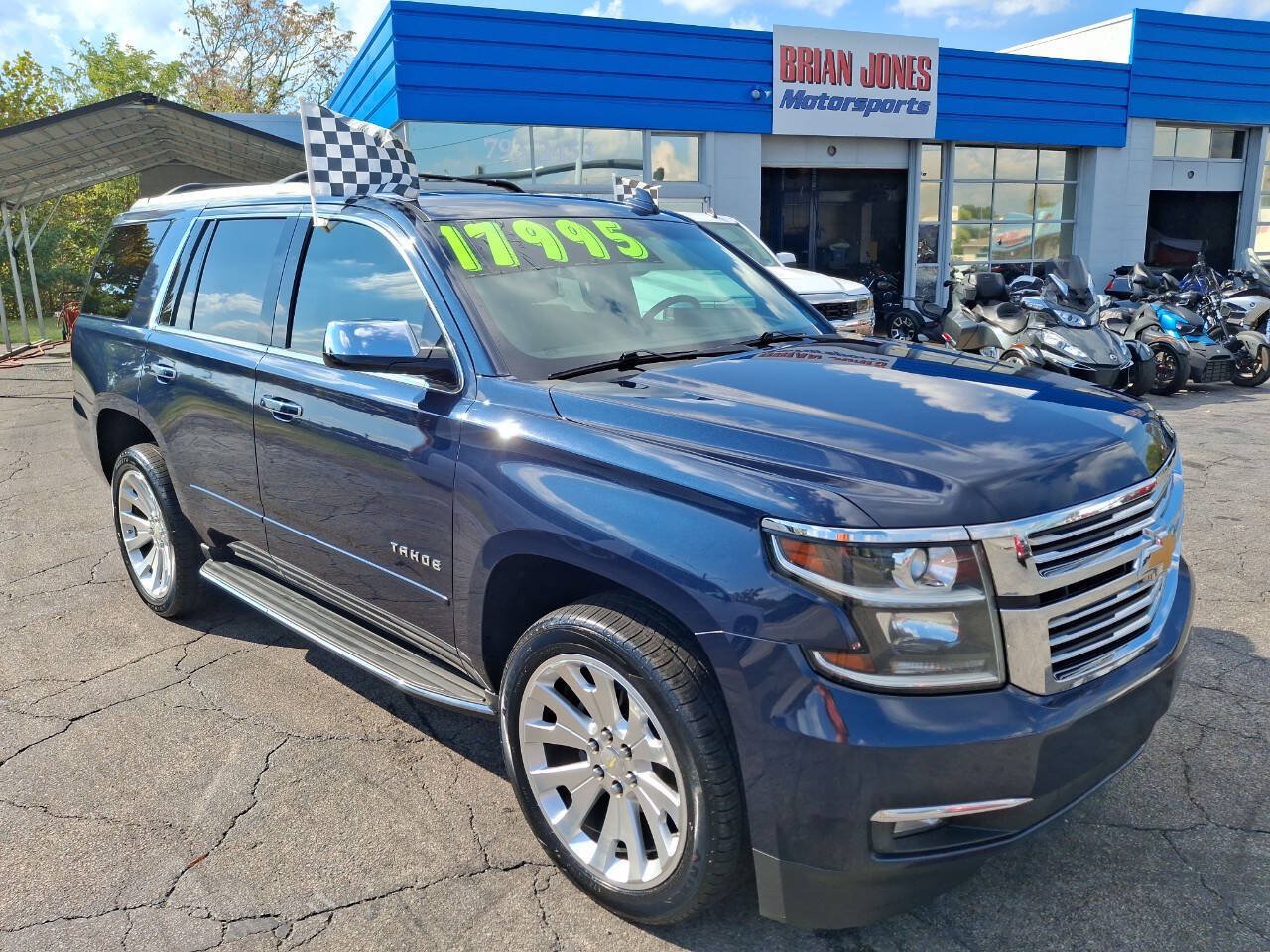 Used 2018 Chevrolet Tahoe Premier AWD/4WD image 1