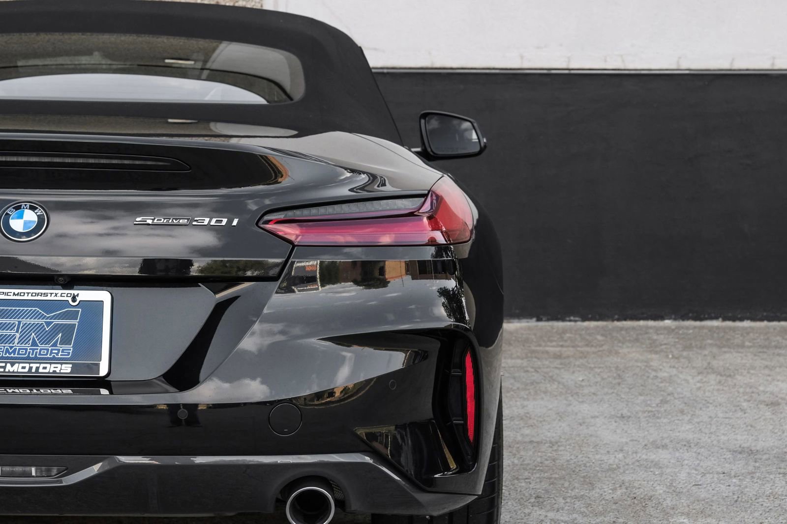 Used 2024 BMW Z4 sDrive30i w/ Convenience Package image 46