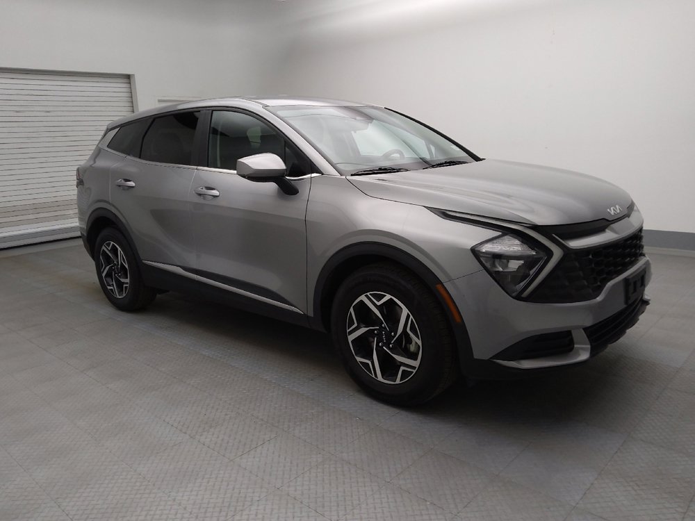 Used 2023 Kia Sportage LX image 11