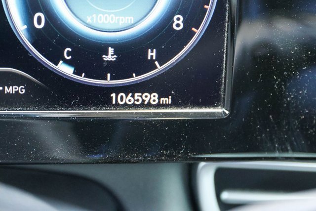 Used 2022 Hyundai Elantra SEL w/ Convenience Package image 28