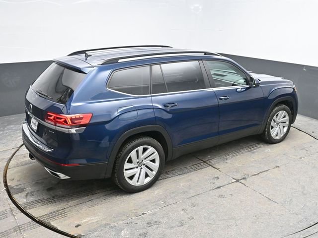 Used 2023 Volkswagen Atlas SE w/ Black Wheel Package AWD/4WD image 15