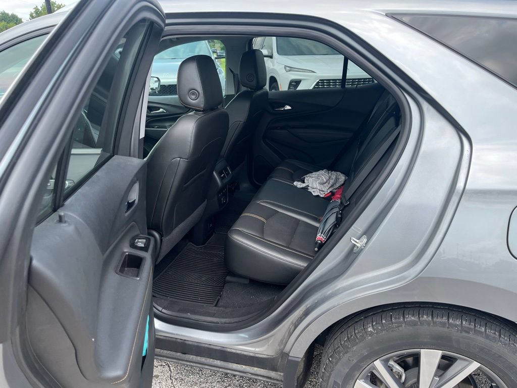 Used 2023 Chevrolet Equinox Premier FWD image 10