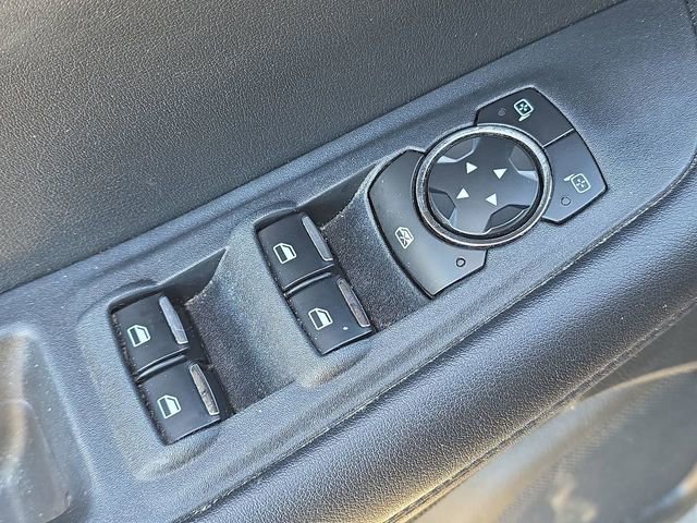 Used 2023 Ford Edge SEL image 16