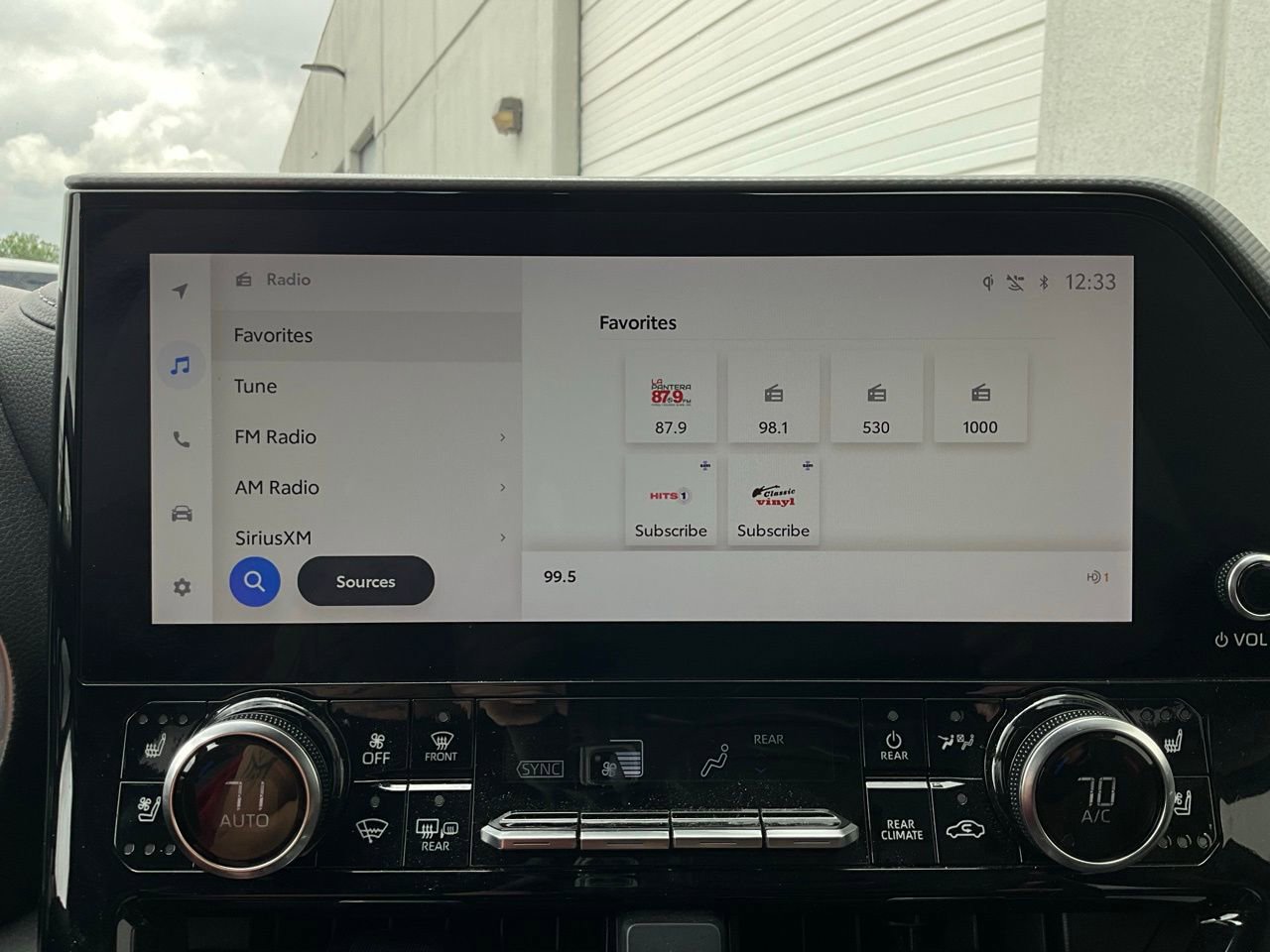 Used 2023 Toyota Highlander Platinum image 38