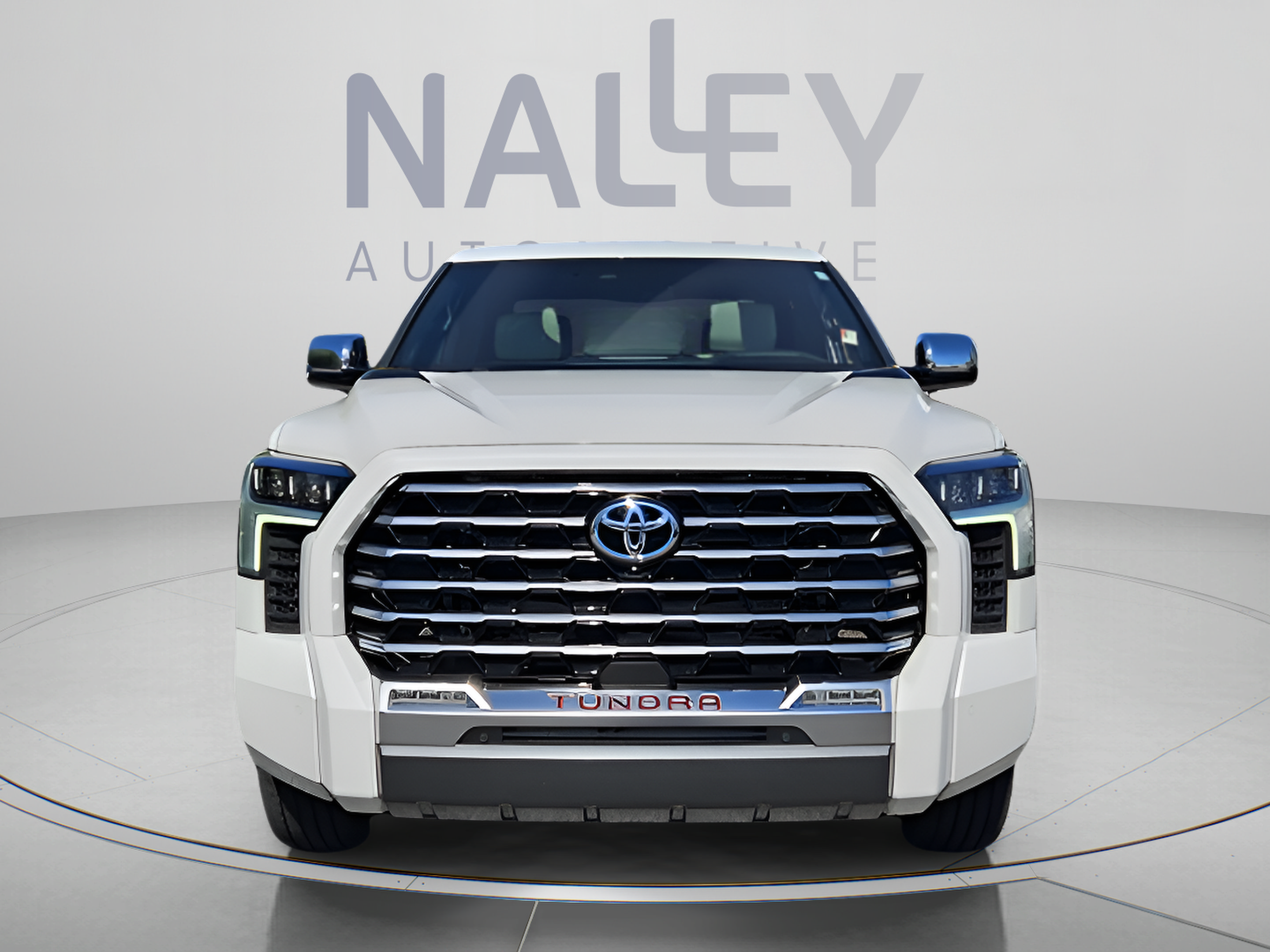 Used 2024 Toyota Tundra Capstone AWD/4WD image 8