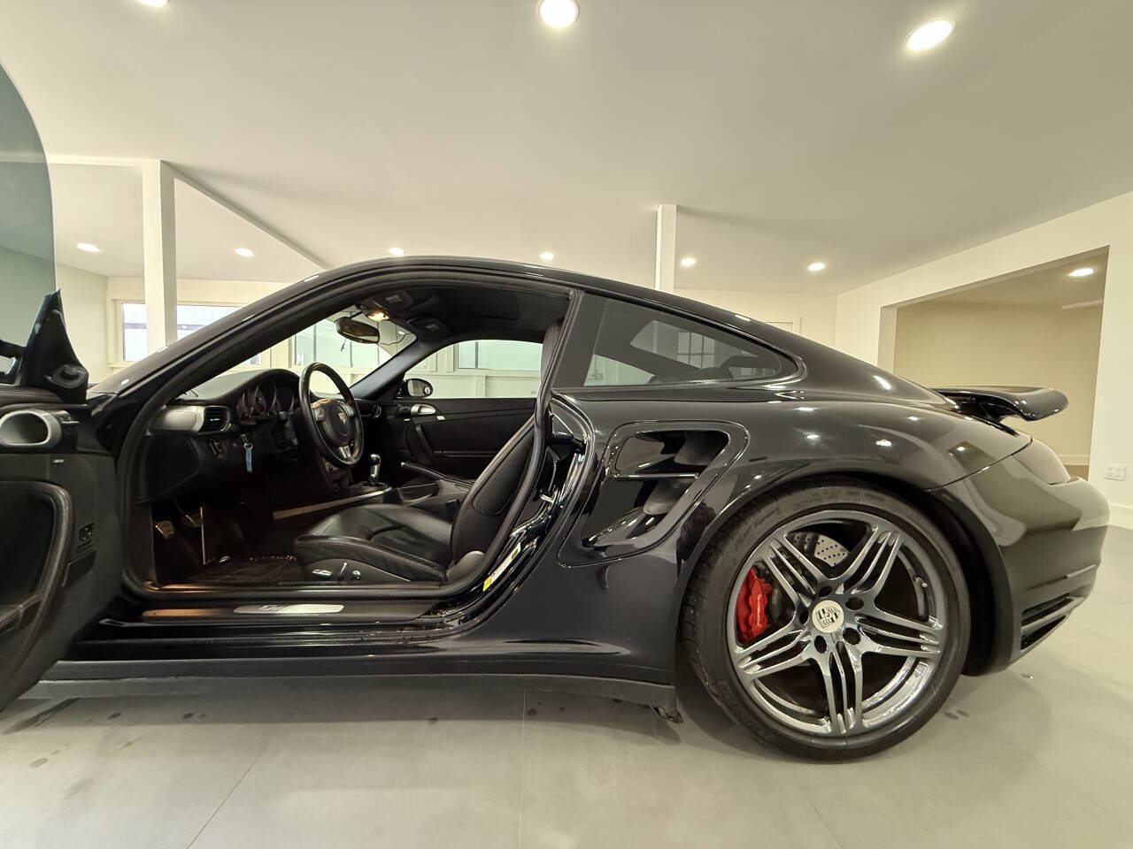 Used 2007 Porsche 911 Turbo image 10