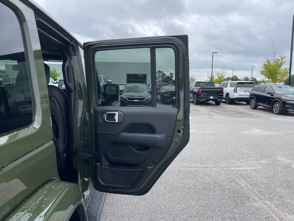 Used 2024 Jeep Wrangler High Altitude AWD/4WD image 52