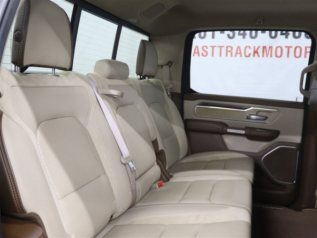 Used 2019 RAM 1500 Laramie AWD/4WD image 19