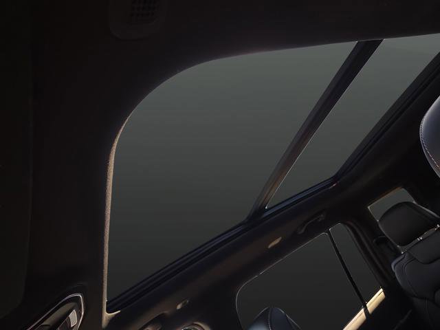 New 2025 Jeep Grand Cherokee L Limited w/ Luxury Tech Group II image 7