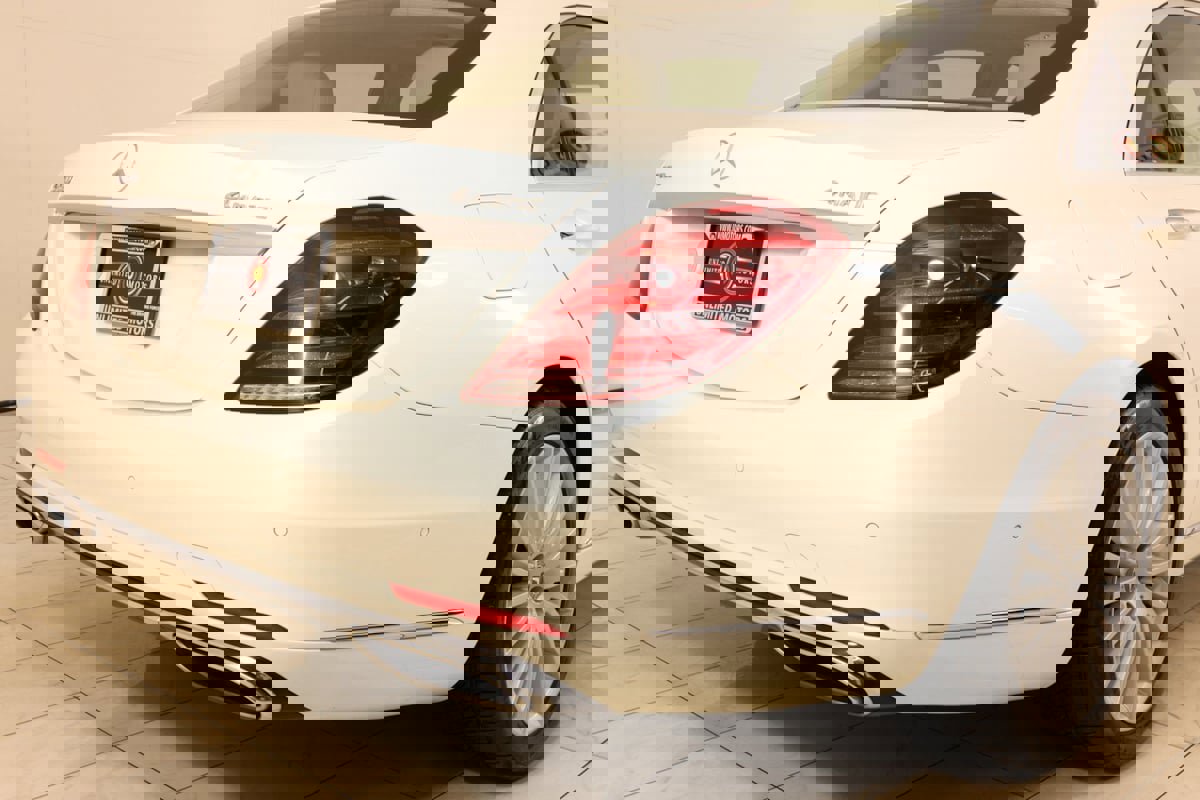 Used 2020 Mercedes-Benz S 560 4MATIC Sedan image 44