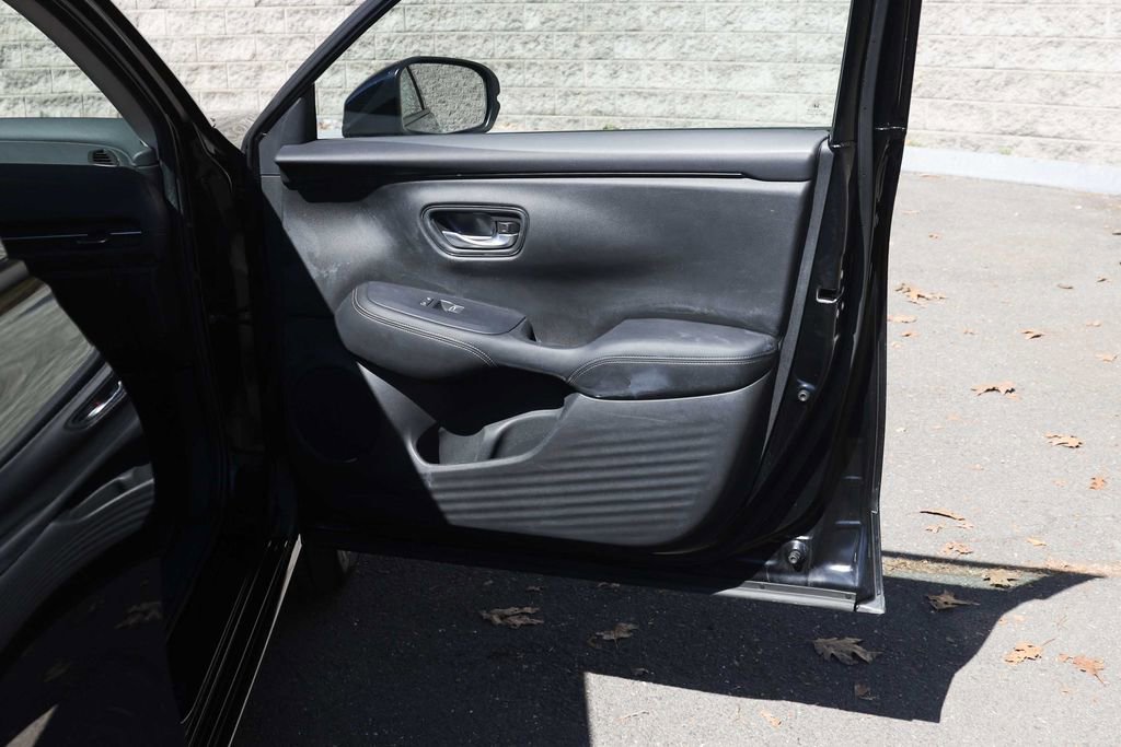 Used 2024 Honda HR-V EX-L image 14
