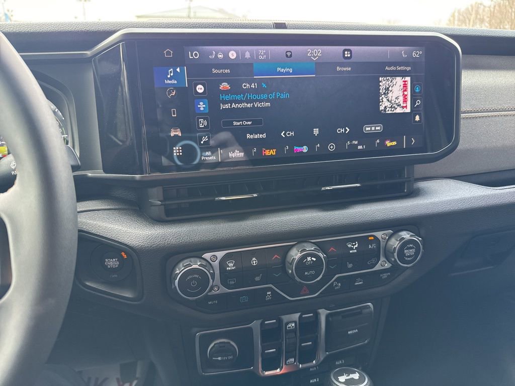 Used 2024 Jeep Wrangler Unlimited w/ Convenience Group image 23