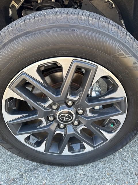 Used 2024 Toyota Tundra Limited w/ Power Package image 22