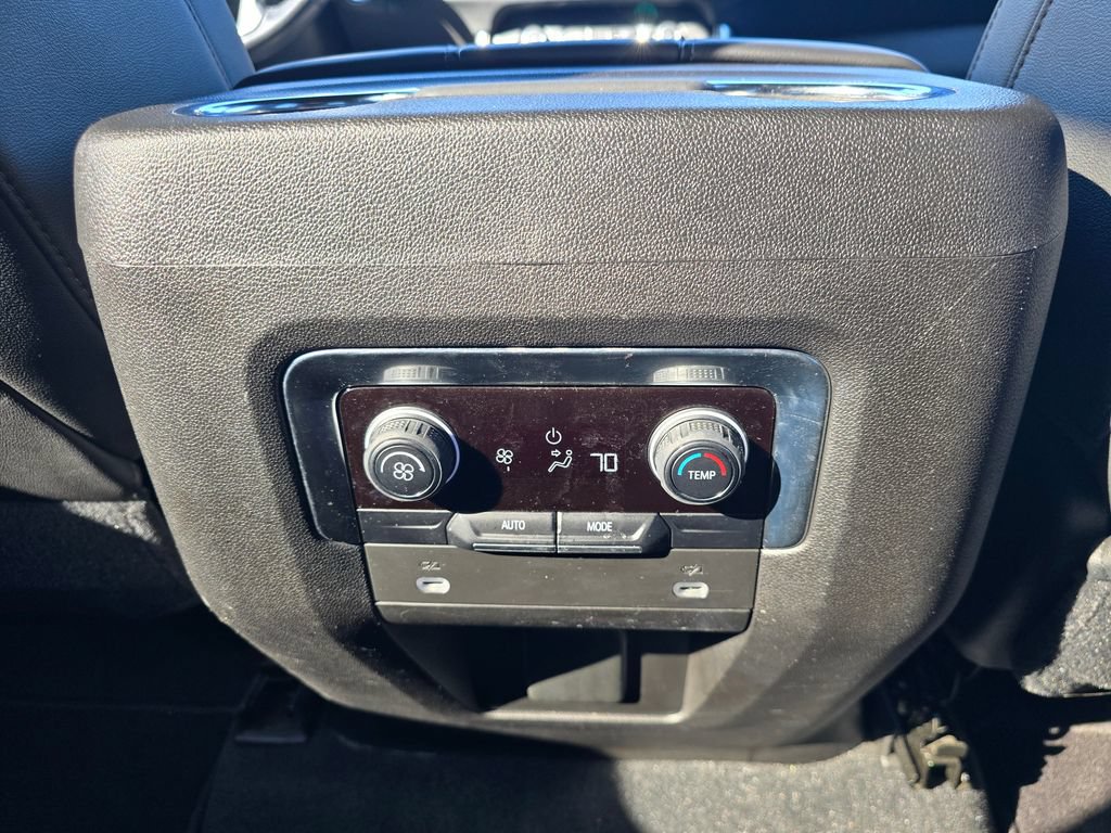 Used 2021 Chevrolet Tahoe Z71 AWD/4WD image 26