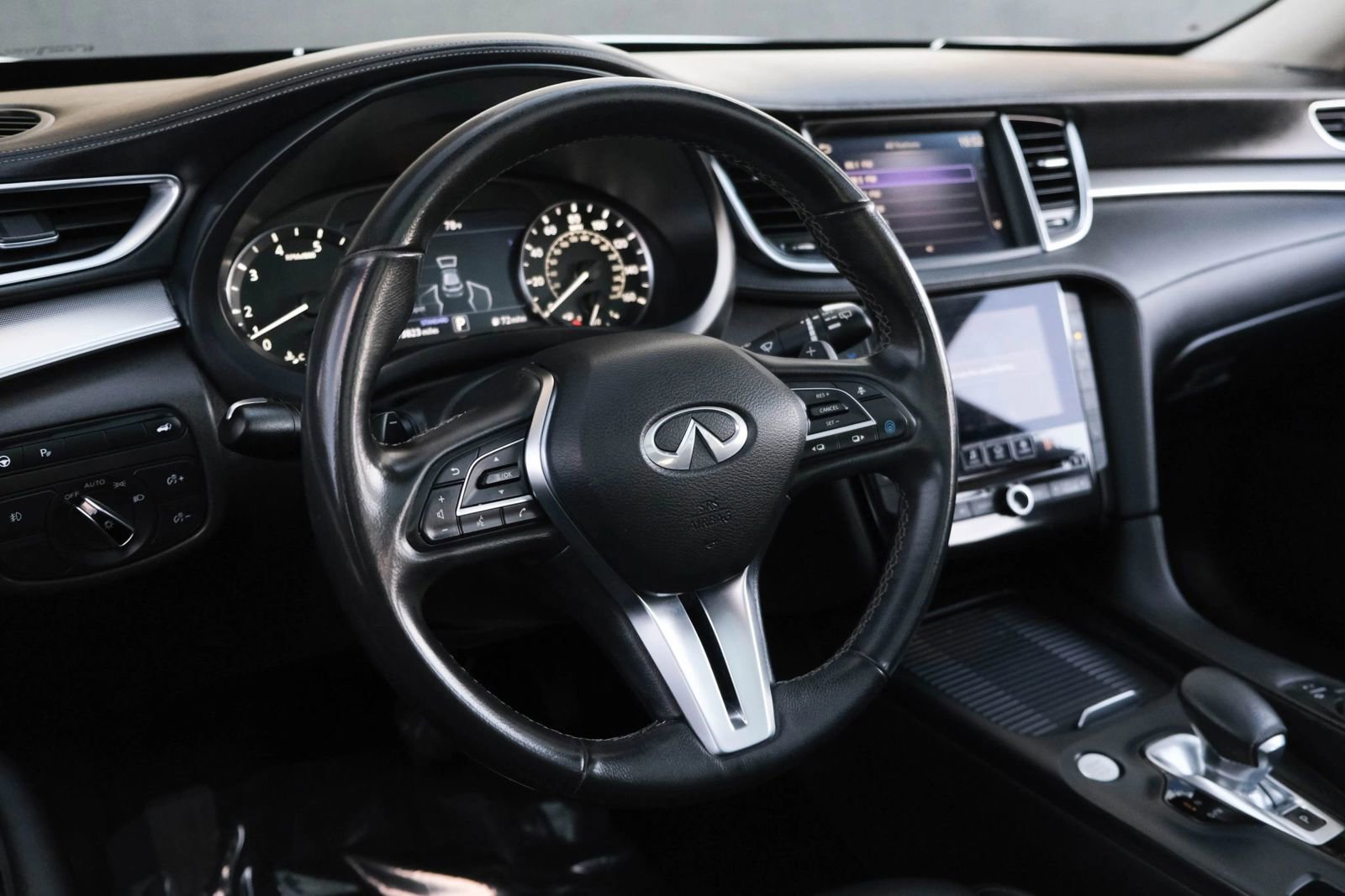 Used 2021 INFINITI QX50 Luxe image 33