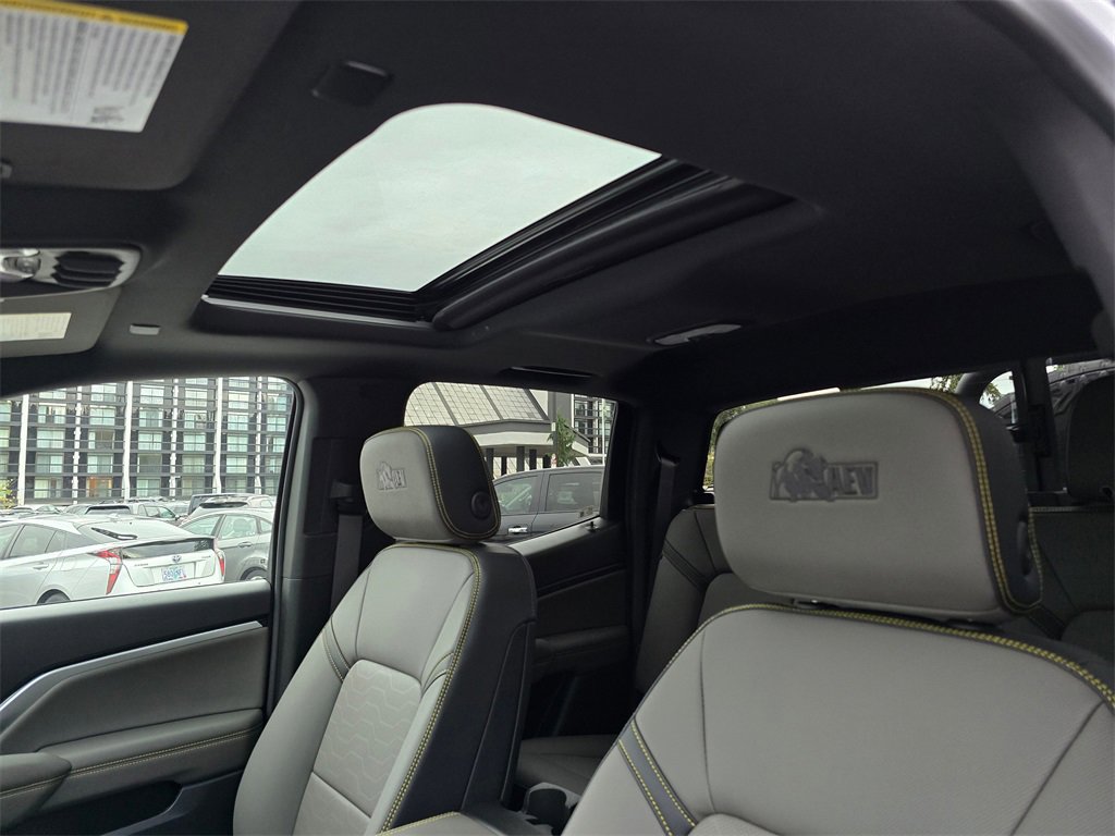 New 2026 Chevrolet Colorado ZR2 w/ ZR2 Bison Edition image 24