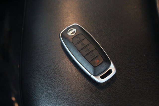 Used 2024 Nissan Pathfinder SL w/ SL Premium Package image 32