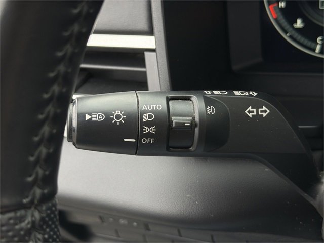 Used 2023 Mitsubishi Outlander SEL image 35