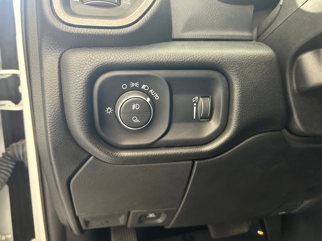 Used 2025 RAM 3500 Tradesman AWD/4WD image 42