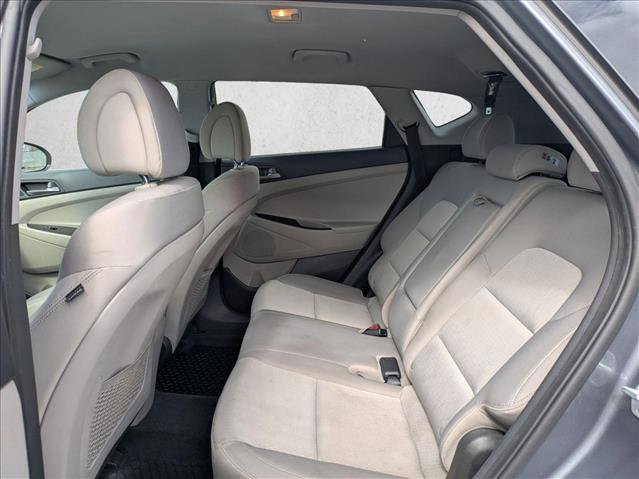 Used 2016 Hyundai Tucson SE w/ Option Group 02 FWD image 23