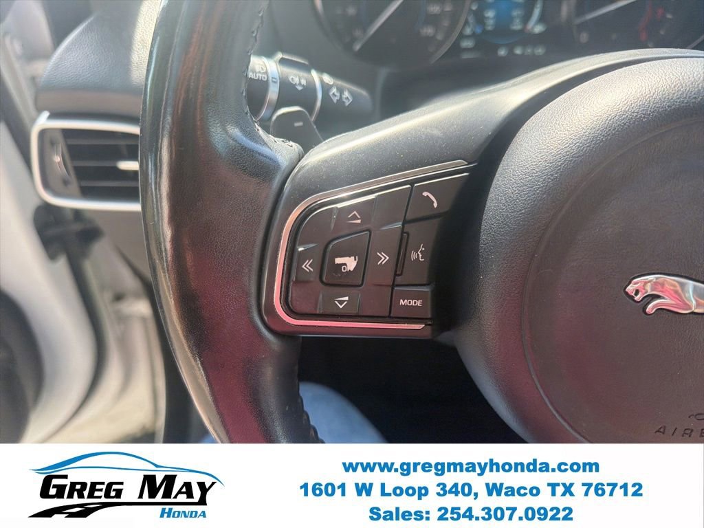 Used 2018 Jaguar F-PACE Premium AWD/4WD image 17